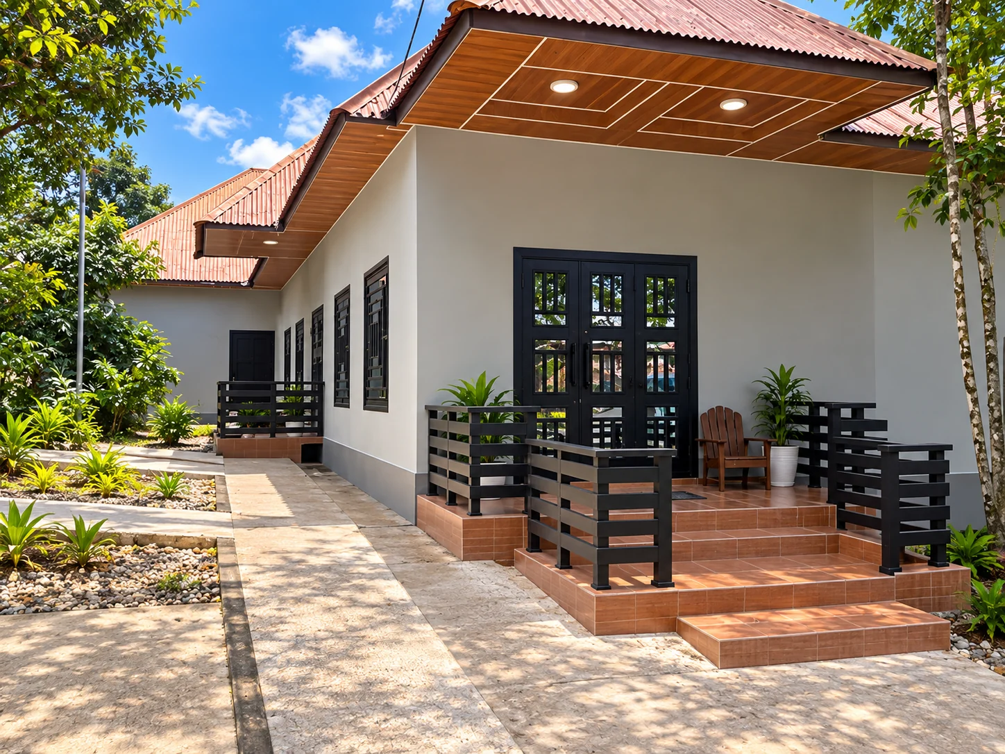 Covered veranda and garden accommodation